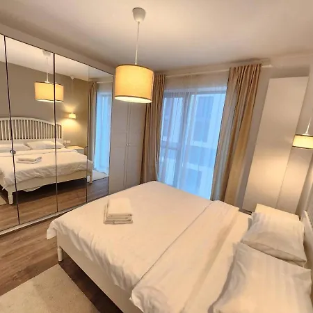 Promenada Mall Near Exclusive Pipera Apartment